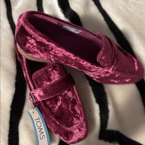 TOMS Women's Velvet Loafers - Deep Pink